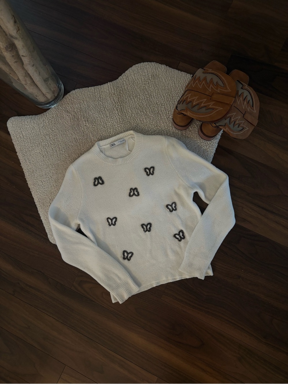 ZARA WHITE SWEATER